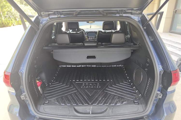 Used  Grand Cherokee 2020 3.0L Elite Navigation Edition