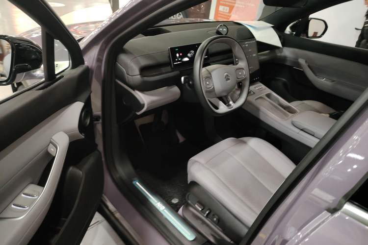 Used Nio EC6 2023 75 kWh
