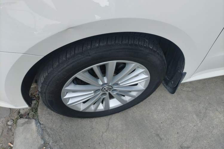 Used Volkswagen Gran Lavida 2013 1.4 TSI Automatic Comfort Model