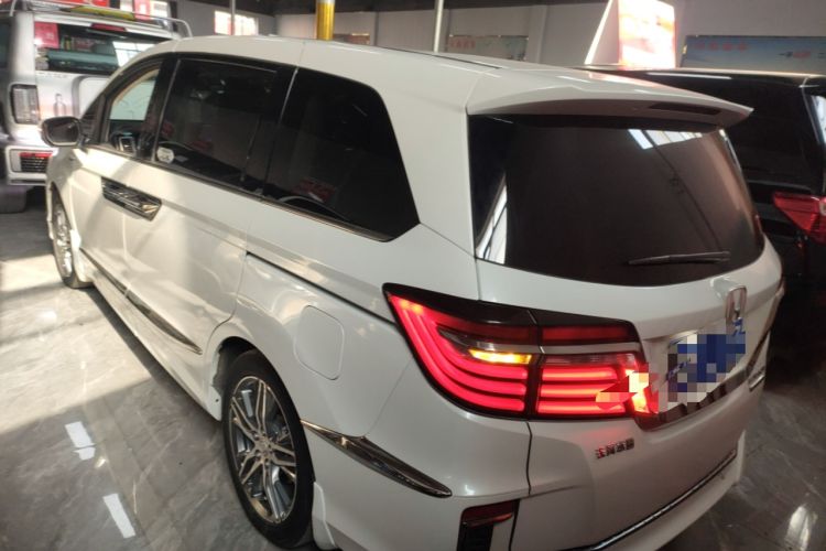 Used Honda Elysion 2019 2.0L Hybrid Luxury Edition
