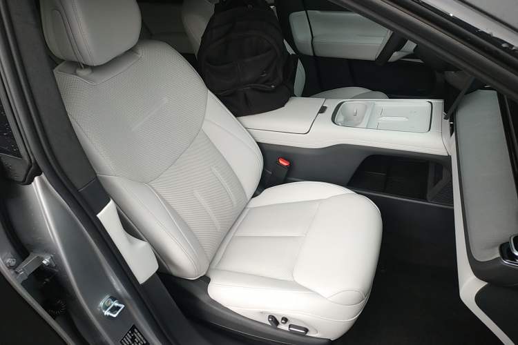 Used XPeng G6 2025 625 Long-Range Max Flagship Edition