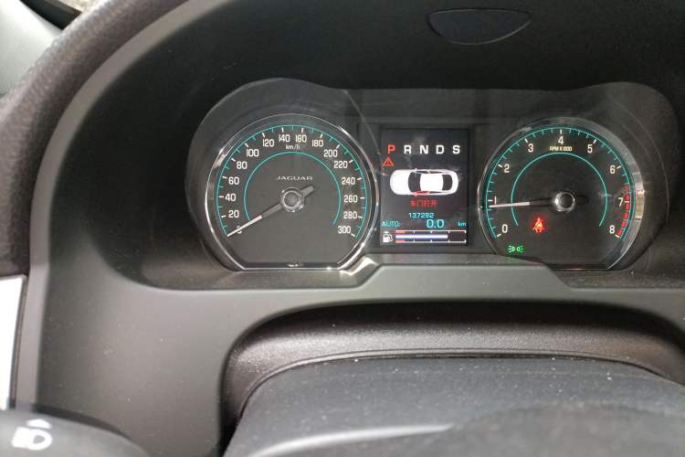 Used Jaguar XF 2013 XF 2.0T Luxury Edition