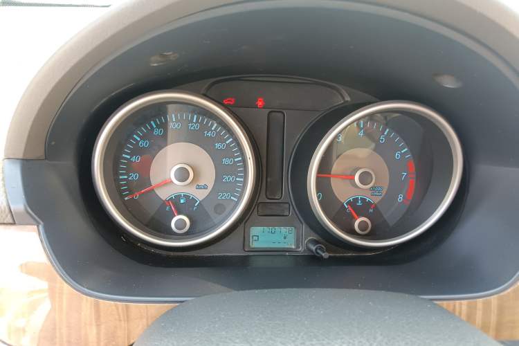 Used Buick Excelle 2015 1.5L Automatic Classic Model
