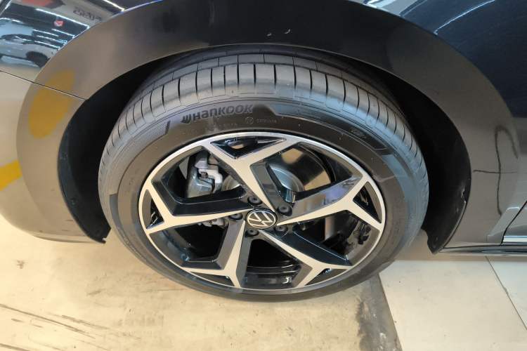 Used Volkswagen Passat 2025 Outstanding Model 330TSI Starry Elite Edition
