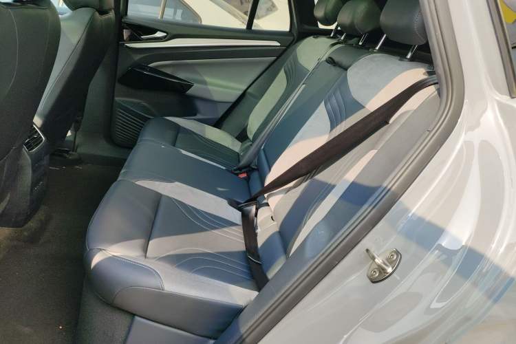 Used Volkswagen ID.4 CROZZ 2022 Long-Range Lite PRO Edition
