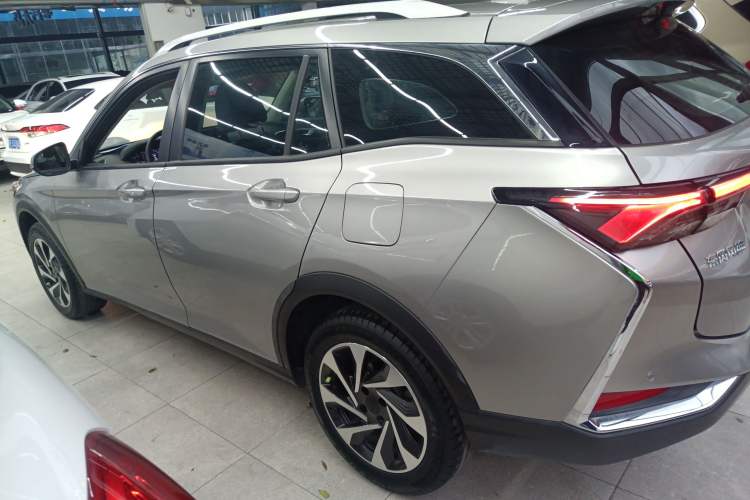 Used Dongfeng Aeolus Yixuan GS 2020 230T Automatic Yueyu Version
