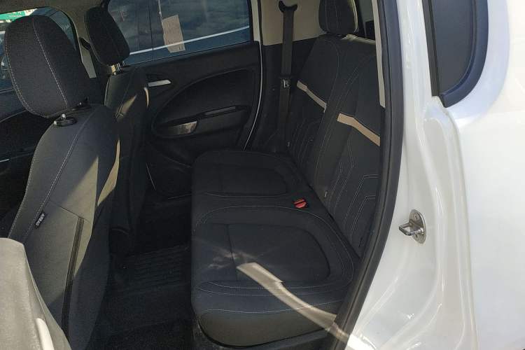 Used ORA White Cat 2022 Upgraded Model 305km Comfort Version Lithium-Ion Battery
