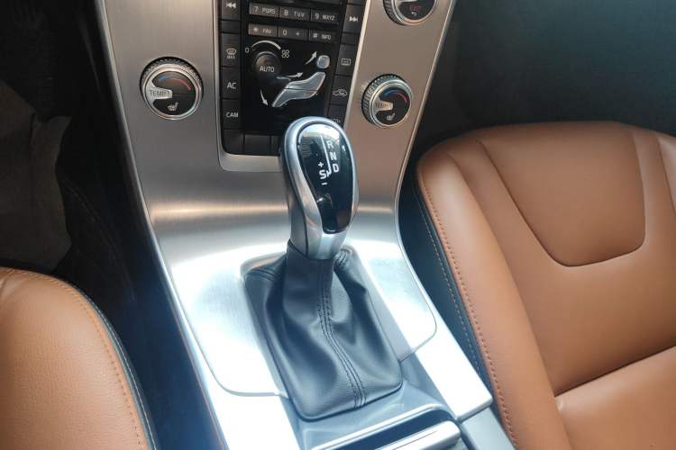 Used Volvo S60 2017 S60L T4 Smart Range Edition