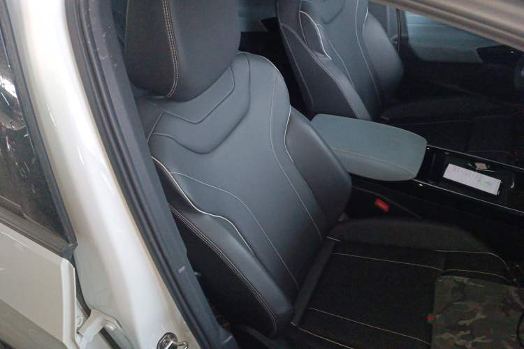 Used Volkswagen ID.4 X 2025 Smart Version Pure & Intelligent Enjoyment Edition
