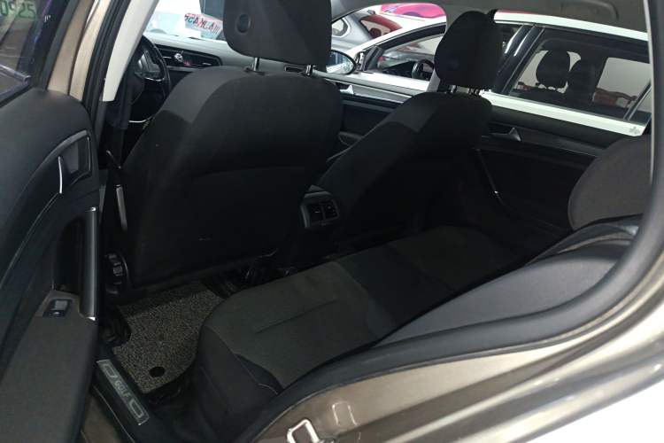 Used Volkswagen Golf 2015 1.4TSI Automatic Comfort Model