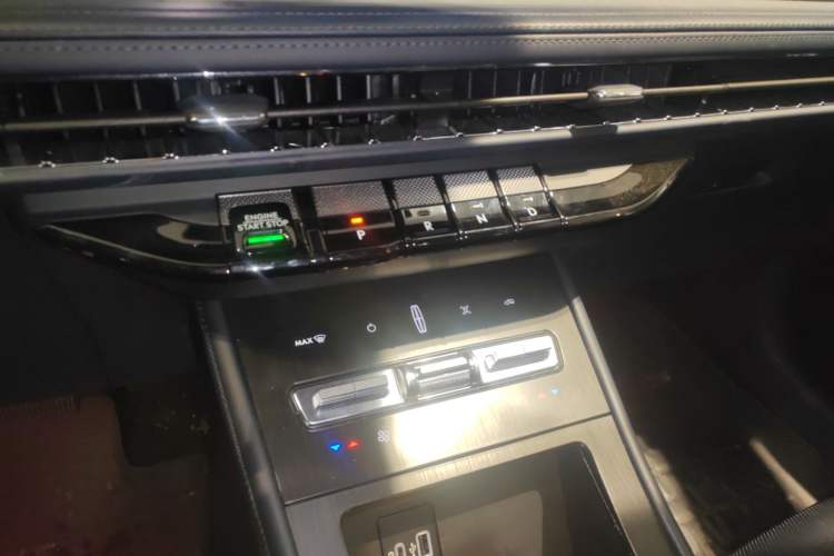 Used Lincoln Corsair 2024 1.5T Two-Wheel Drive Deluxe Hybrid Version