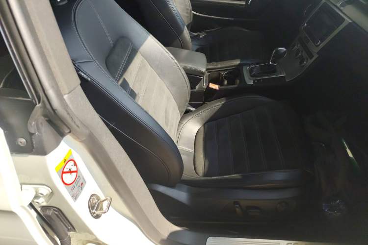 Used Volkswagen FAW-Volkswagen CC 2013 2.0 TSI Luxury Model