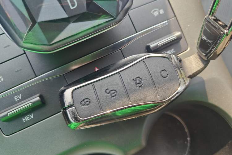 Used BYD Qin PLUS 2025 DM-i Smart Drive 55KM Leading Model
