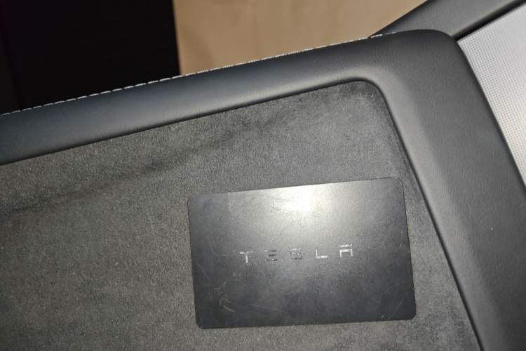 Used Tesla Model 3 2023 Rear-Wheel-Drive Version
