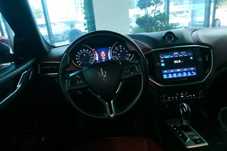 Used Maserati Ghibli 2014 3.0T Standard Edition