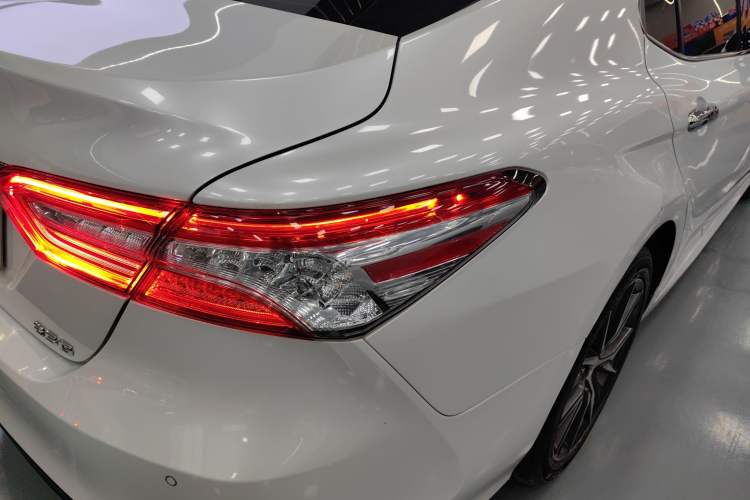 Used Toyota Camry 2021 2.5G Luxury Edition
