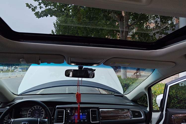 Used Honda Elysion 2016 2.4L Style Edition
