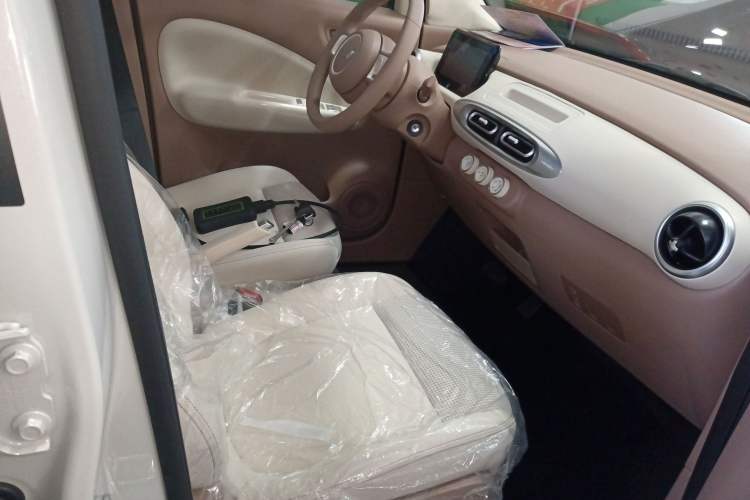 Used Wuling Hongguang MINIEV 2025 Four-Door Version Advanced Edition