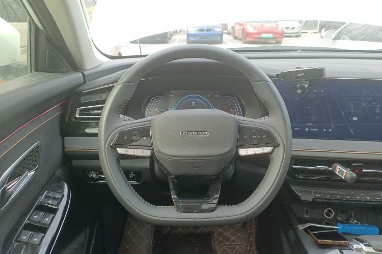 Used Oshan X7 PLUS 2023 Enjoy Edition 1.5T Automatic Prestige Model

