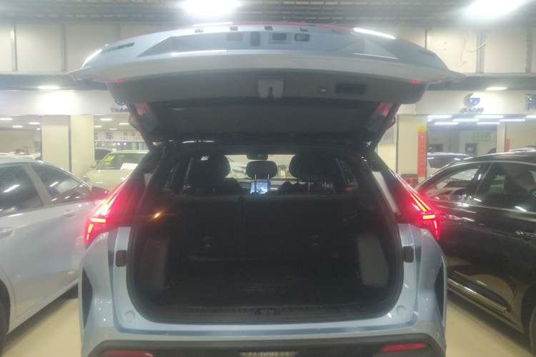 Used Geely Auto Emgrand X7 Sport 2024 1.5TD Prestige Edition
