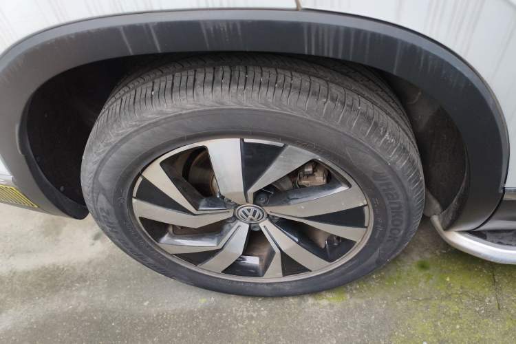 Used Volkswagen Tayron 2019 330TSI Two-Wheel Drive Luxury Model China VI Standard
