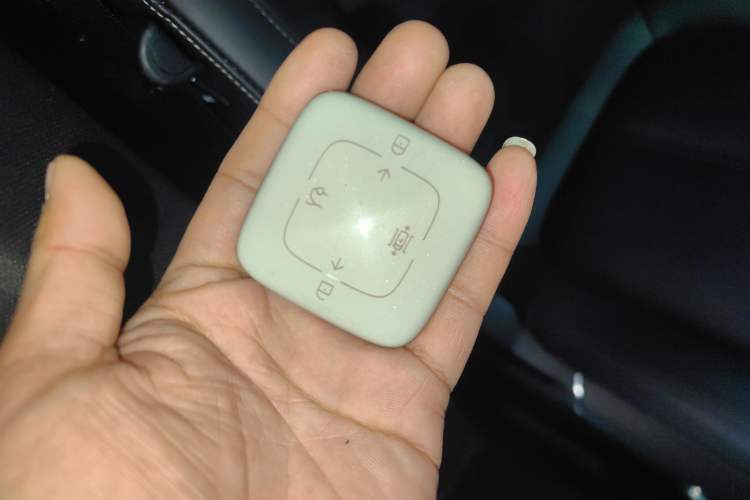 Used Zeekr 7X 2025 100 kWh Long-Range Rear-Wheel Drive with Intelligent Driving Features