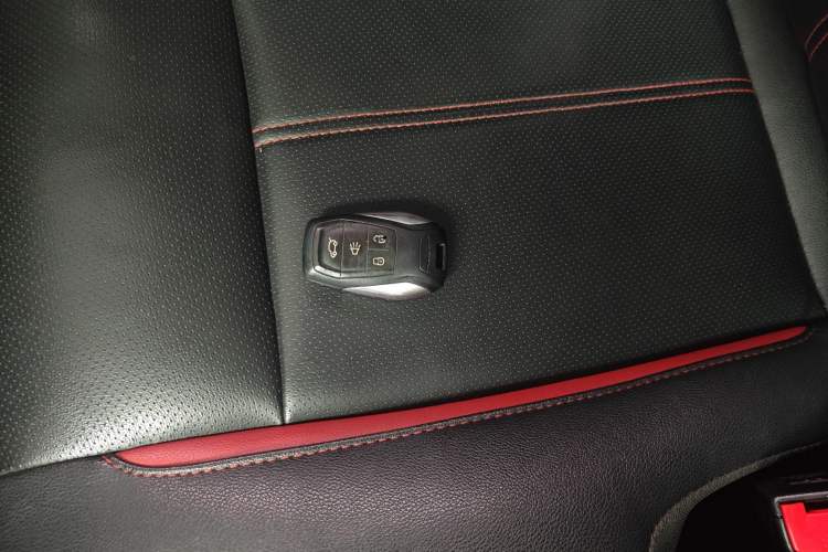 Used Soueast DX3 2016 1.5L Manual Luxury Version
