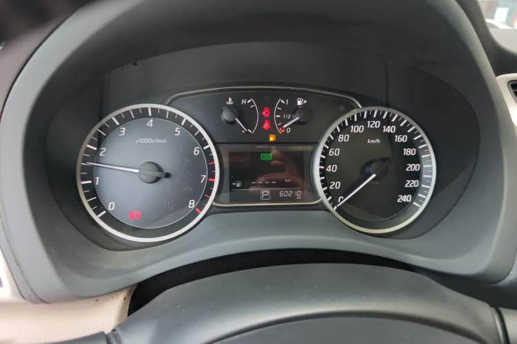 Used Nissan Sylphy 2019 1.6XV CVT Smart Connect Luxury Edition China VI Standard
