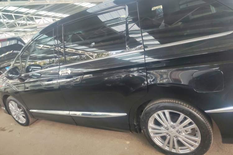 Used Honda Elysion 2016 2.4L Supreme Edition
