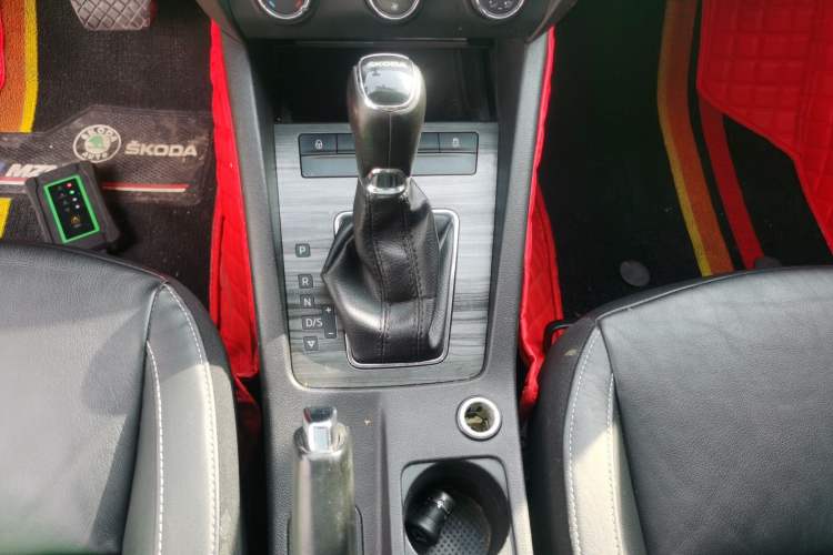 Used Skoda Octavia 2016 1.6L Automatic Smart Drive Edition