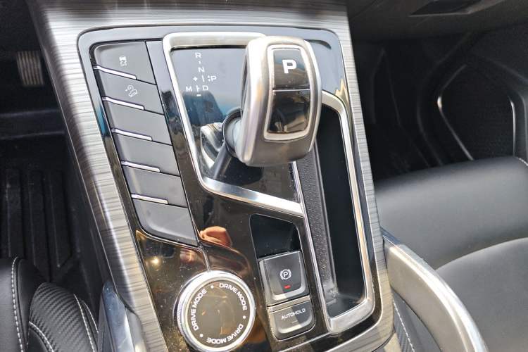 Used Geely Auto Emgrand X7 Sport 2020 1.8TD DCT Smart Connect PRO