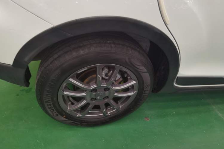 Used Geely Auto Vision X3 2021 PRO 1.5L CVT Deluxe Model
