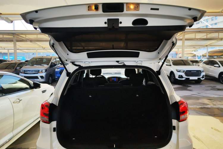 Used Kia KX3 2017 1.6L Automatic Aoya Version
