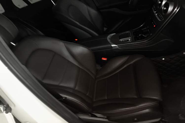 Used Mercedes-Benz GLC 2020 GLC 260 L 4MATIC Luxury Model
