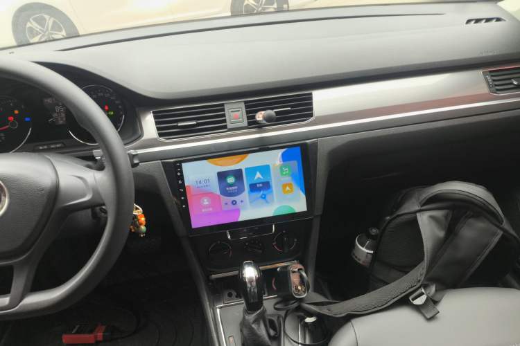 Used Volkswagen Bora 2016 1.6L Automatic Fashion Model