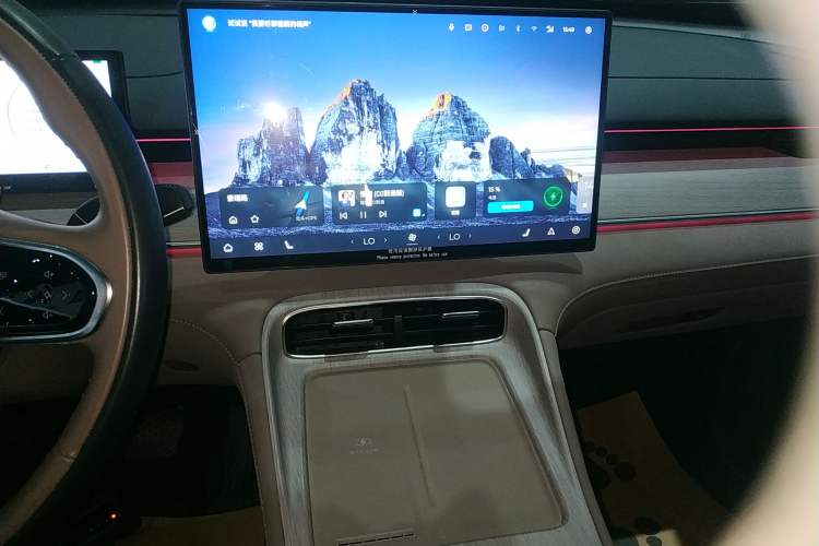 Used Chery Fengyun T8 2025 1.5T 130km Deluxe Version 5 Seats
