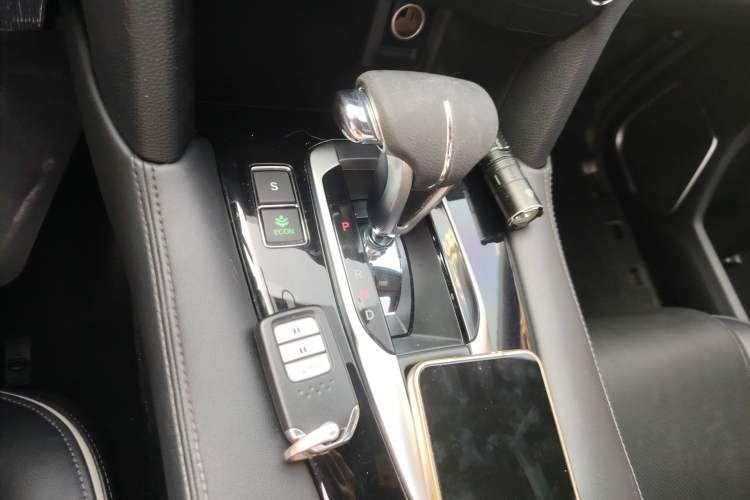 Used Honda UR-V 2017 240TURBO Two-Wheel Drive Classic Edition China VI