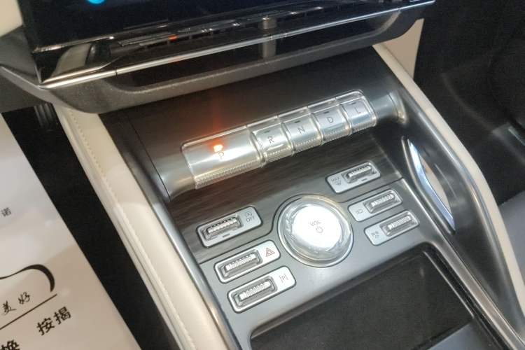 Used Lincoln Nautilus 2023 2.0T Four-Wheel Drive Luxury Edition
