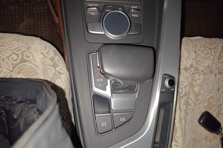 Used Audi A4L 2018 30th Anniversary Edition 40 TFSI Fashion Model