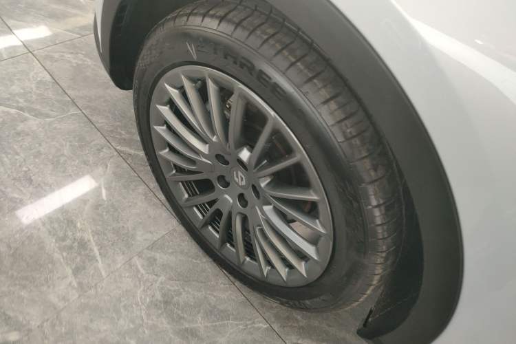 Used Leapmotor C11 2023 Extended-Range 285 Comfort Edition
