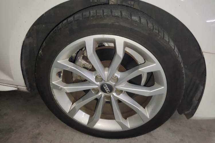 Used Audi A4L 2018 30th Anniversary Edition 40 TFSI Fashion Model