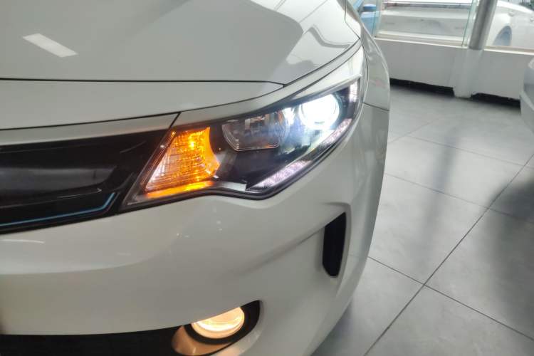 Used Kia K5 New Energy 2018 2.0L Smart Enjoyment Version
