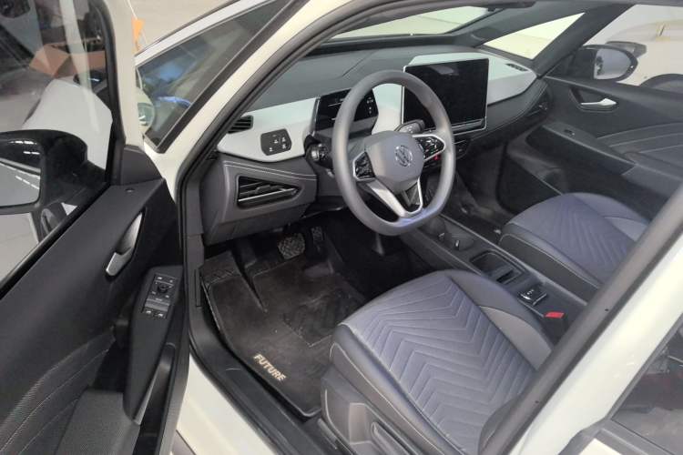 Used Volkswagen ID.3 2025 Smart Version Pure & Intelligent Enjoyment Edition
