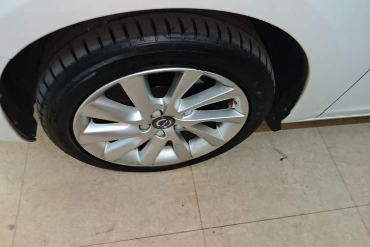 Used Volvo S60 2015 S60L 2.0T Zhiyuan Edition