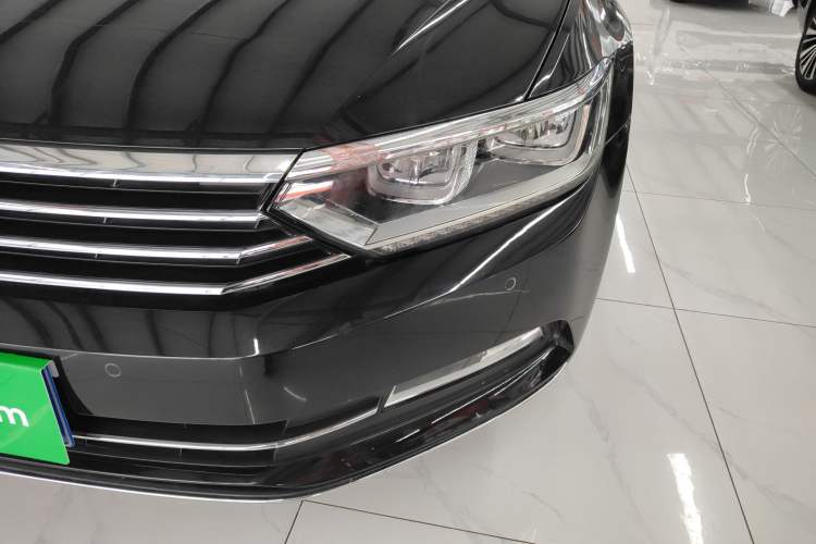 Used Volkswagen Magotan 2018 330TSI DSG Luxury Model
