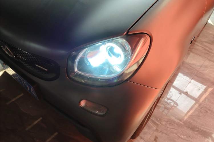 Used  fortwo 2018 1.0L 52kW Hardtop Passion Edition China V Standard
