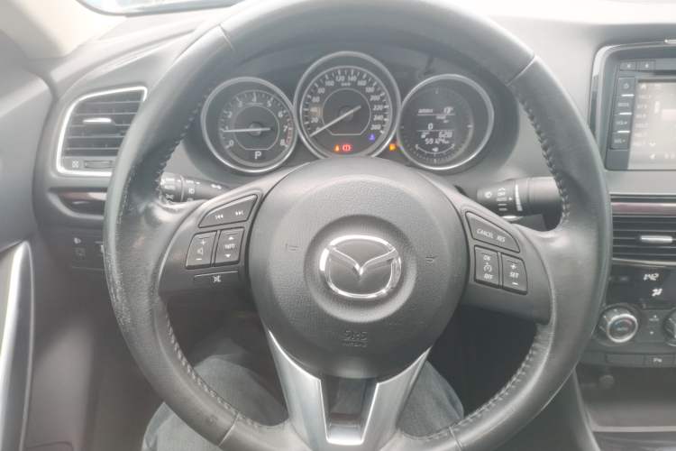 Used Mazda Atenza 2014 2.0L Blue Sky Luxury Edition
