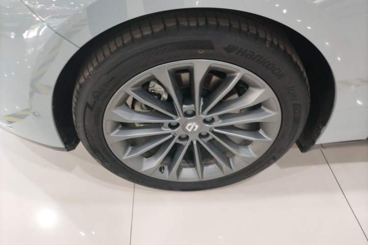 Used Leapmotor C01 2024 Range-Extended 316 Deluxe Edition
