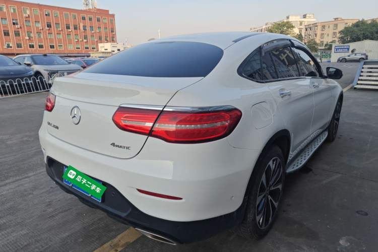 Used Mercedes-Benz GLC Coupe 2019 Facelift GLC 260 4MATIC Coupe SUV
