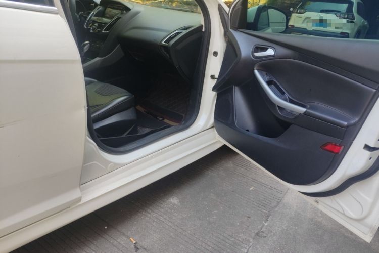 Used Ford Focus 2015 Hatchback EcoBoost 180 Automatic Sport Model
